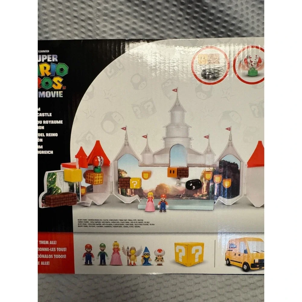 The Super Mario Bros Movie Play Set [ Mushroom Kingdom Castle ] NEW